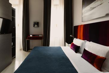 PiazzadiSpagna9 | Rome | Galleria 22